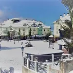Todosierranevada Zona Baja - De 4 - Junto A Telecabinas Sierra Nevada